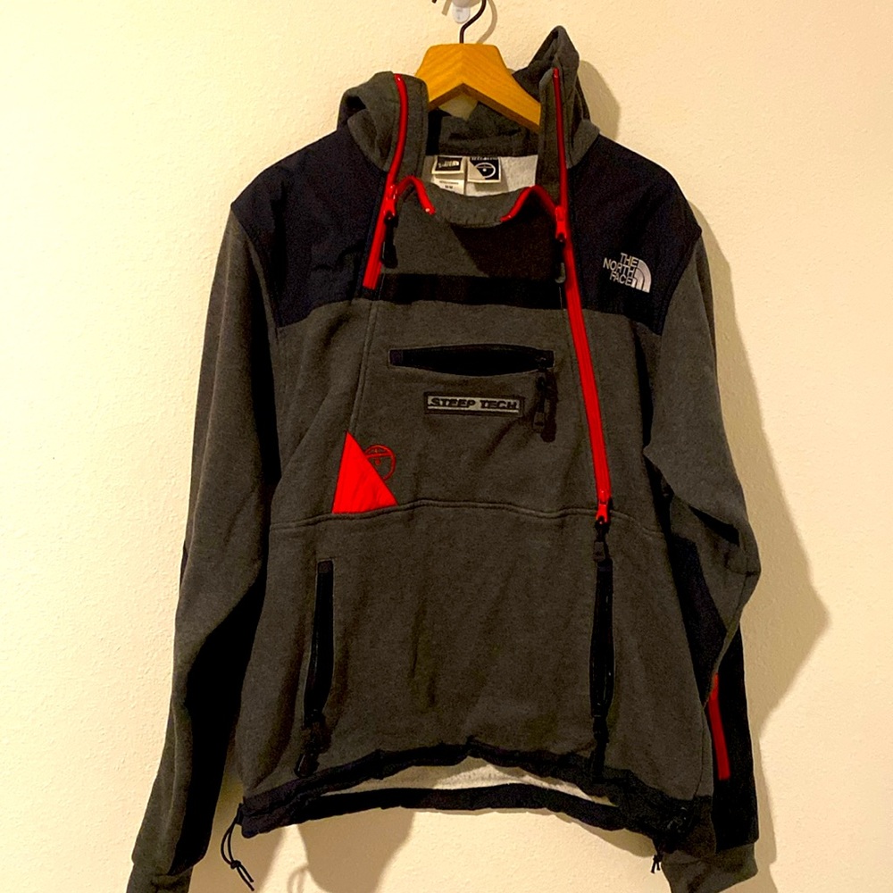 🏔️ *RARE* The North Face Steep Tech Zip Hoodie 🏔️